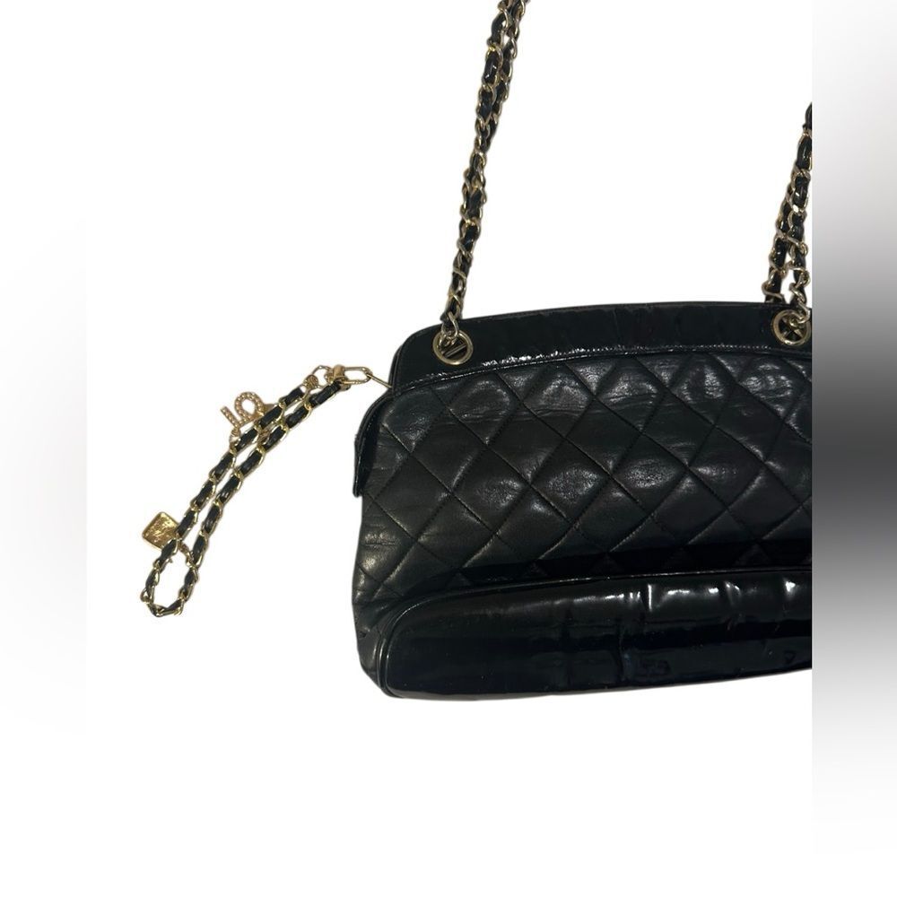 CHANEL Black Quilted Shoulder Bag - Picture 9 of 10